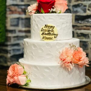 Elegant 3 tier wedding cake
